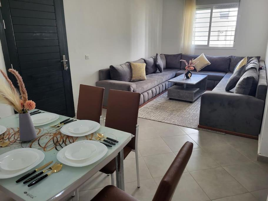 Cozy Apartment Sea And Airport Tânger Exterior foto